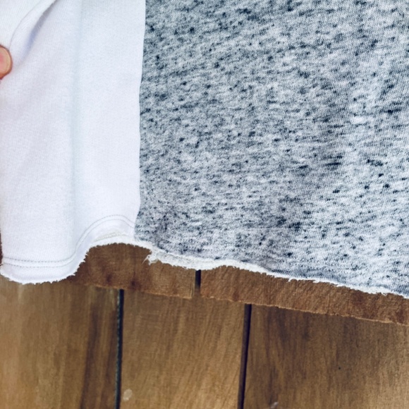 PINK Victoria’s Secret  GRAY & WHITE HOODED CROPPED SWEATSHIRT  Size XS - Picture 7 of 12